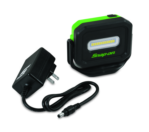 Lampe-projecteur de 400 lumens &agrave; charge rapide