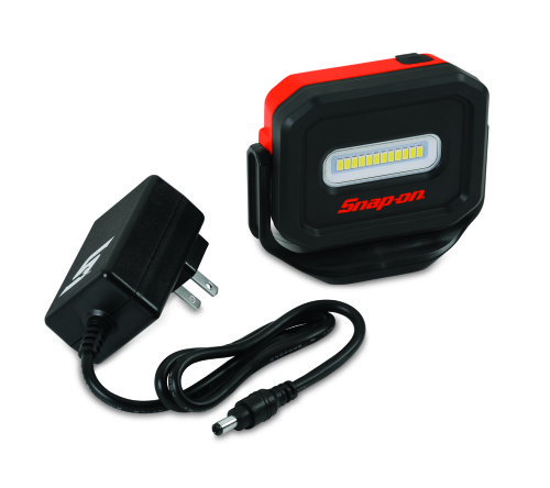 Lampe-projecteur de 400 lumens &agrave; charge rapide