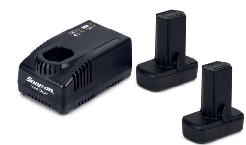 14.4 Volt Batterieladeger&auml;t mit zwei 2.5 Ah Akkus